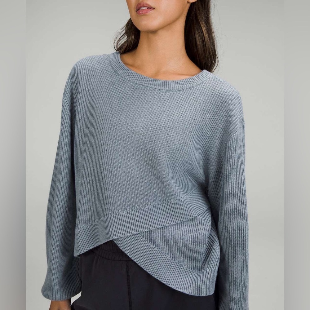 Lululemon Reversible Crossover knit sweater sz 12